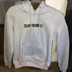 Supreme Hoodie